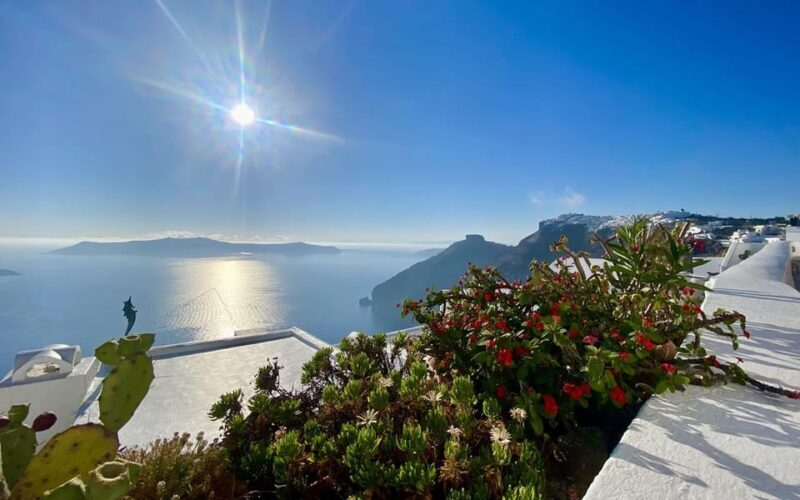 3 hours Panoramic Tour to Oia - 3 Hours Panoramic Tour to Oia: A Quick yet Rich Slice of Santorini