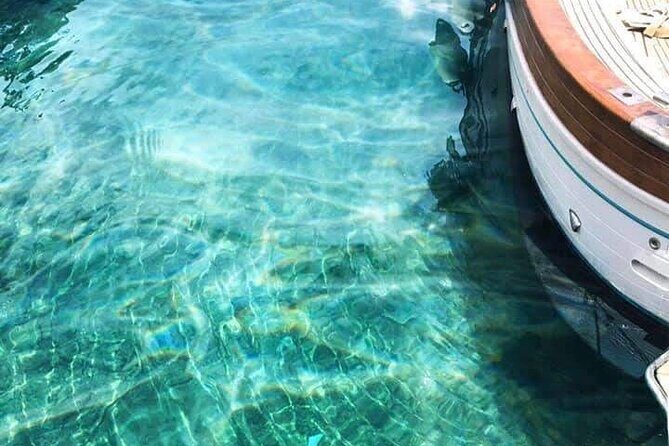 3 hours Private Capri Boat Tour - References