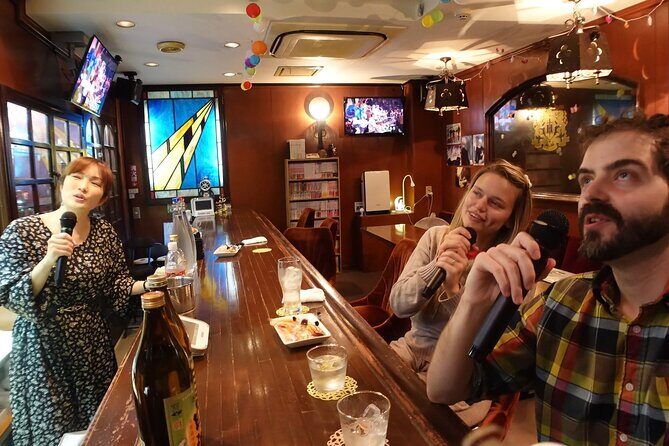 3 Hours Private Food and Walking Tour to Snack Bar in Nakasu - What to Expect During the Tour