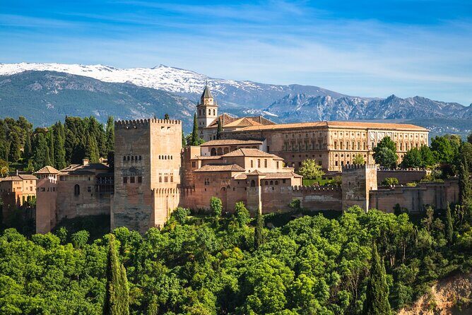 3 Hours Private Guided Tour in Spain with skip the line access - Key Points
