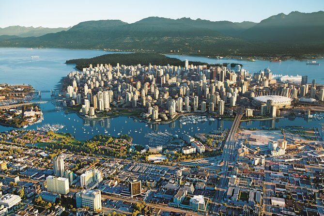 3 hours Private Sightseeing Tour-from YVR Airport or Cruise Port - A Deep Dive into the 3-Hour Vancouver Private Tour