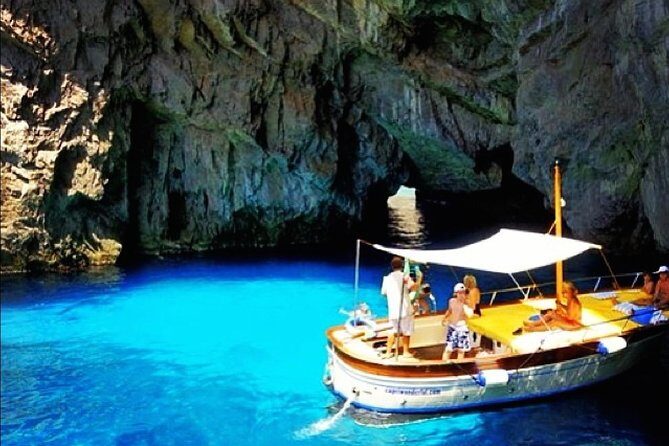 3 Hours Private Tour of Capri Island - Short Introduction