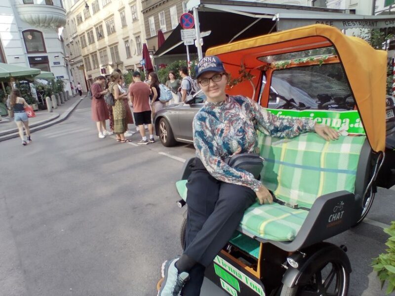 3 hours tour Vienna on RAXI (electric rickshaw) - FAQs