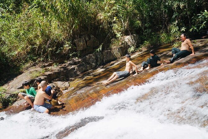 3-Hours Trekking Tour to Hidden Waterfall and Sturgeon Farm - Key Points
