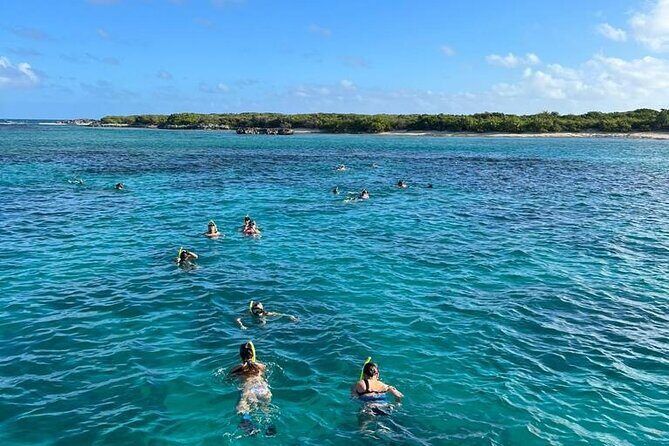 3 in 1 Icacos Snorkel, Beach & Sunset Adventure - FAQs