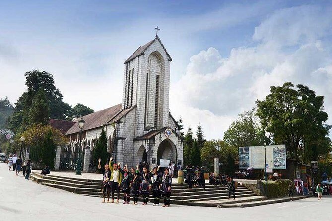 3-Night Sapa Trek and Homestay with Round Trip Transfer from Hanoi - FAQs
