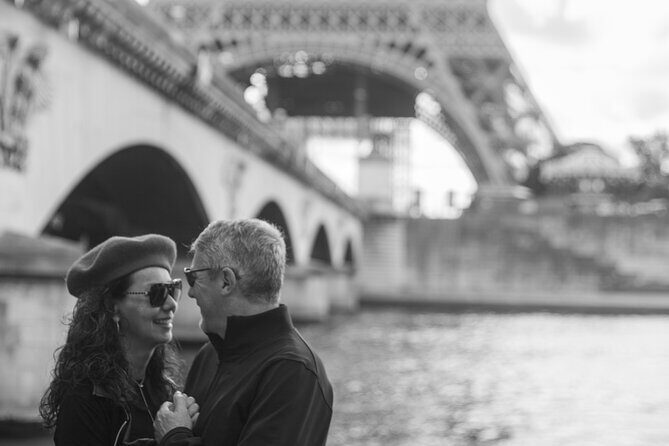 30 min photosession in Paris, all photos sent and edited - Who Will Benefit Most from This Photoshoot?