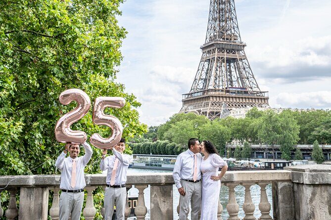 30 min photosession in Paris, all photos sent and edited - The Sum Up
