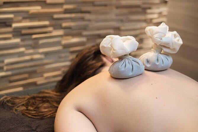 30-minute Relaxing Treatment in Burgundy - A Refreshing 30-Minute Relaxation: Burgundy-Inspired Wellness Therapy in Beaune