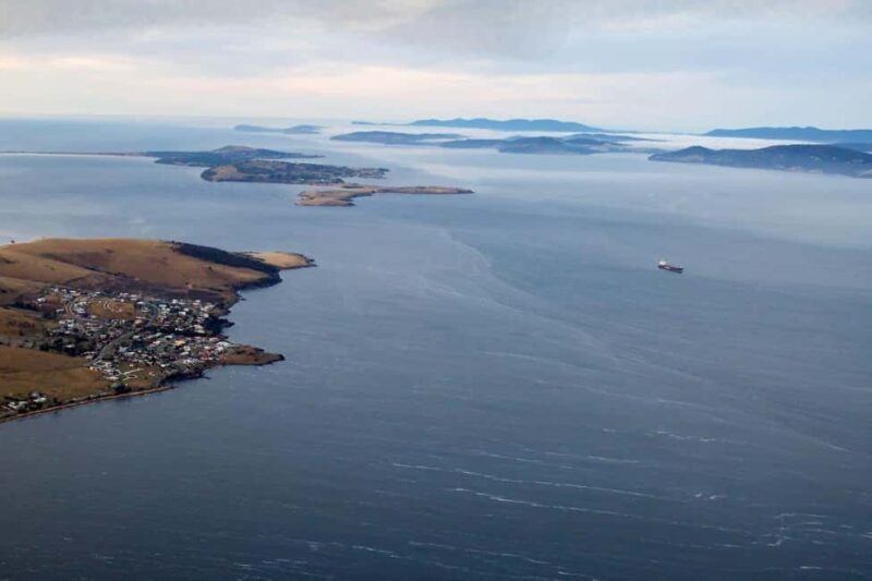 30 Minute Scenic Hobart Plane Flight - The Value of This Scenic Flight