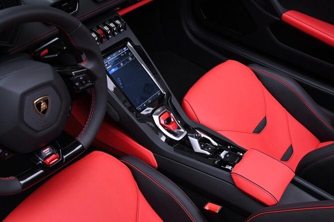 30min Driving Tour: Explore Hollywood in Lamborghini - Practical Tips for Participants