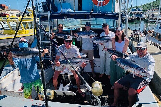 35 Foot Bertram 6 Hour Charter - Key Points