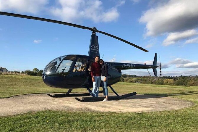 35 minute London Sightseeing Flight for 2 with Champagne - Discovering London from the Sky: A Detailed Review