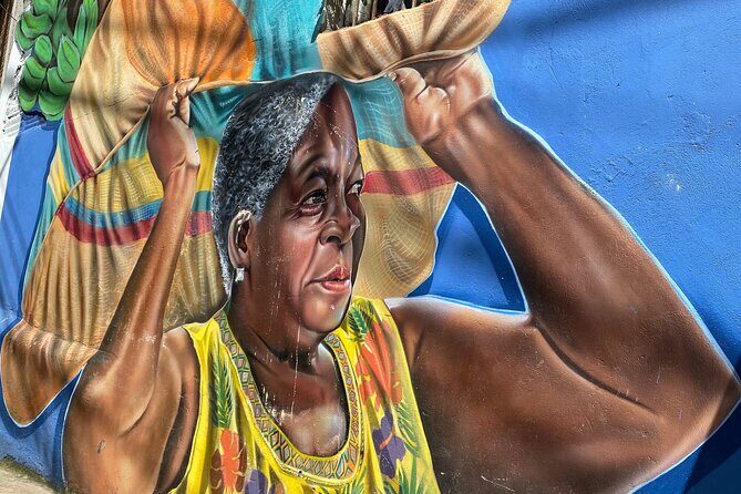 360 guided tour of Medellín + Comuna 3 - An In-Depth Look at Your Medellín Experience