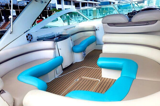 37ft Private Captained Yacht Rental - Up to 13 Happy Guests - An In-Depth Tour of Miami’s 37ft Private Yacht Experience