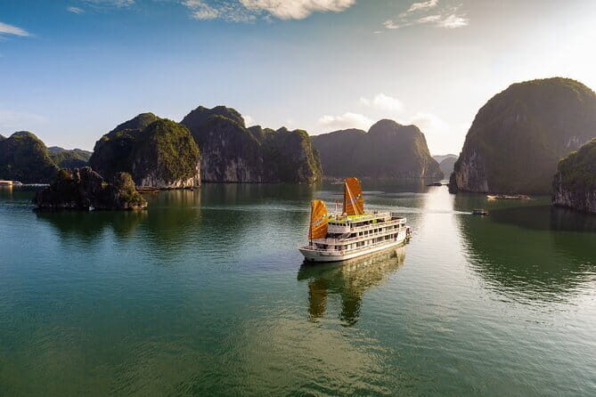 3Day Kayak & Trek to Ha Long Bay and Tamcoc (the 2nd day private) - An In-Depth Look at the 3-Day Itinerary