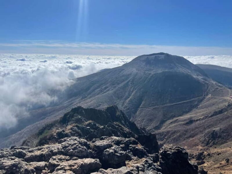 3DAYS ADVENTURE : Trekking & Seacret Onsen in National Park - Key Points