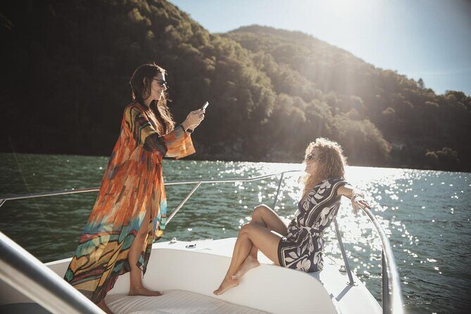 3H Hour Private Cruise on Lake Como by Motorboat 6 PAX - FAQs