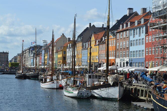 3h walking tour, small group max 10 people Copenhagen - A Deep Dive into the 3-Hour Copenhagen Walking Tour