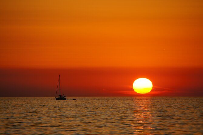 3hours all inclusive Sunset&Dolphin Tour from Medulin on Sandra - The Experience in Detail