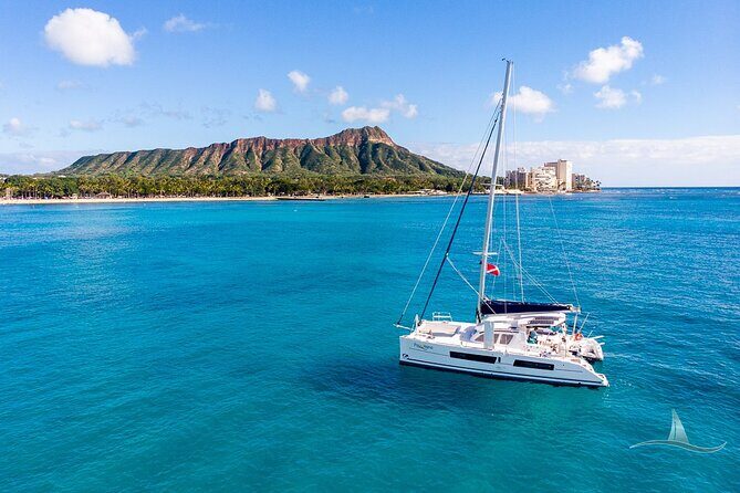 3hr Luxury Private Sailing Catamaran in Waikiki for 1 to 6 People - What to Expect During Your Private Charter