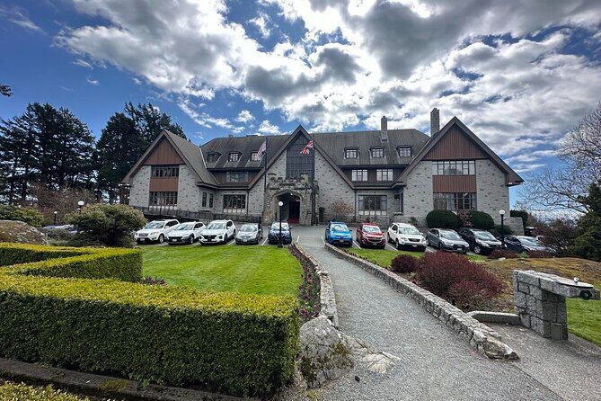 3hr Victoria City Highlights  Private Tour (Day/Night, 14 Pax) - FAQs