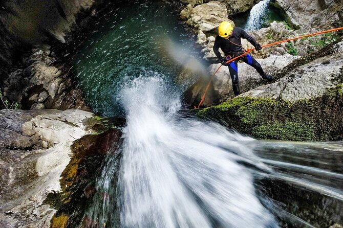 3Hrs Intermediate Canyoning in North Bali (Pickup, Lunch & GoPro) - Key Points