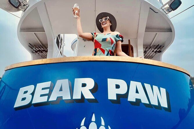 4 Course Dinner Luxury Yacht Dinner cruise out of Friday Harbor - Key Points