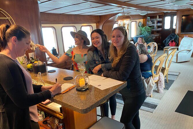 4 Course Dinner Luxury Yacht Dinner cruise out of Friday Harbor - In summary, this cruise is perfect for: