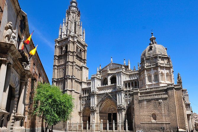 4-Day Guided Tour Cordoba, Seville, Granada and Toledo from Madrid - Who Should Consider This Tour?