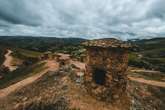 4-Day Manu Jungle Trip from Cusco - Day 4: The Showstopper — Macaw Clay Lick