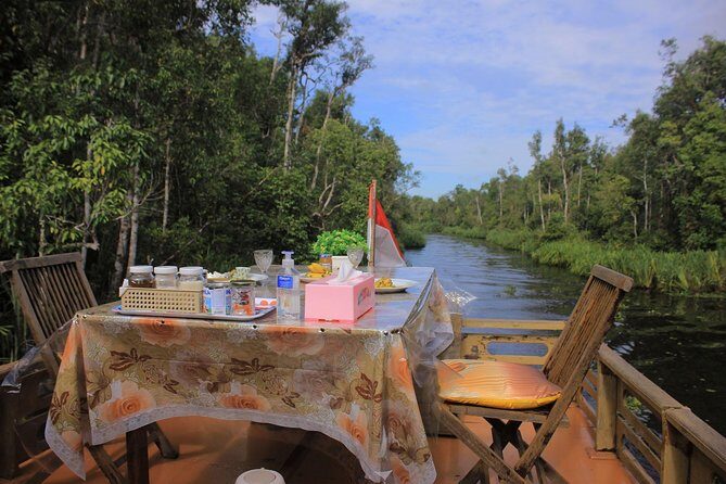 4-Day Private Orangutan and Bornean Primates Tour from Pangkalanbuun - An Up-Close Look at the 4-Day Orangutan Tour