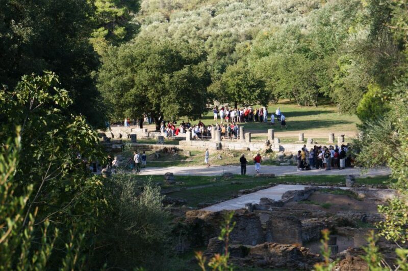 4-Day Tour of Mycenae, Epidaurus, Olympia, Delphi & Meteora - Key Points