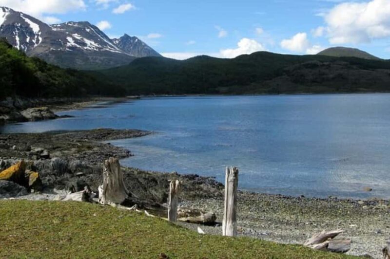 4-Days 3 Nights Ushuaia with Airfare from Buenos Aires - Key Points