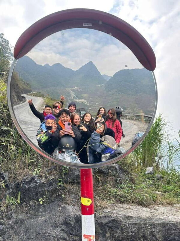 4 Days Ha Giang LOOP DIVINITY Tour with easy rider - Who Should Consider This Tour?