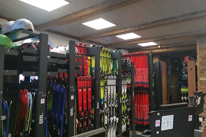 4 days Ski equipment rental in Borovets - Key Points