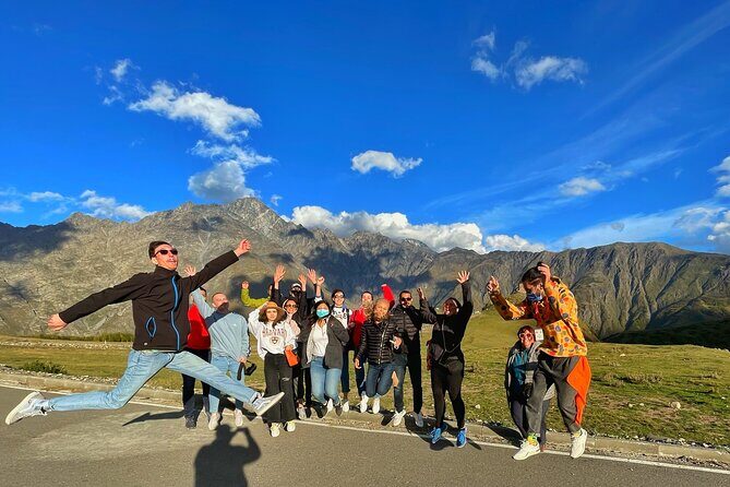 4 Group Tours Including Airport Transfers - FAQs