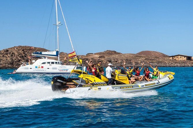 4-Hour Boat Trip to Isla de Lobos from Fuerteventura (Combo Deluxe) - Who Should Consider This Tour?