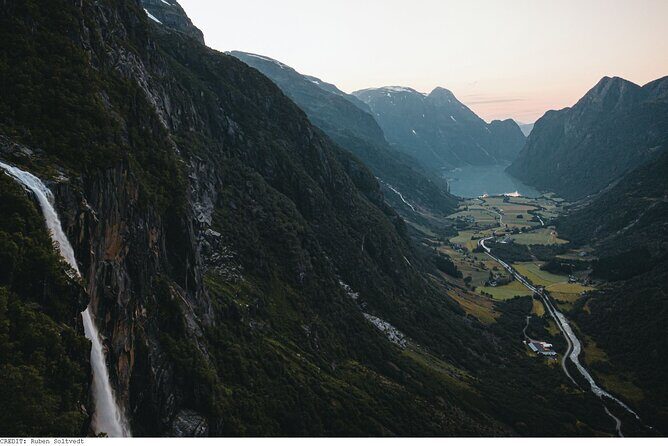 4 Hour Briksdal Glacier Tour in Briksdalsbreen Oldedalen - What Makes This Tour Stand Out?