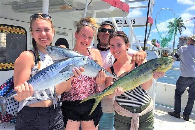 4-Hour Day or Night-Time Reef Bottom Fishing Charter in Fort Lauderdale - Key Points