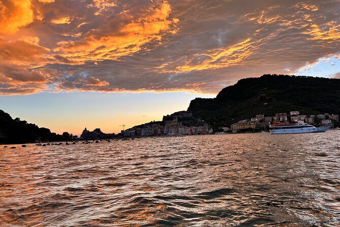 4-Hour Guided Boat Tour with Aperitif at Sunset in Spezia - In-Depth Review of the 4-Hour Sunset Boat Tour in La Spezia