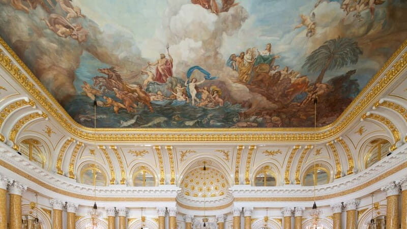 4 hour: Old Town, Royal Castle, Palace of Culture & Science - The Royal Castle: A Regal Stop