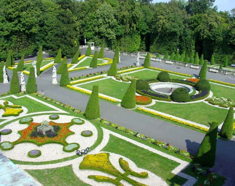 4 hour: Palace of Culture & Science and Wilanow Palace - The Sum Up