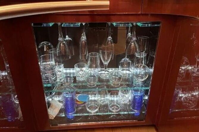 4 Hour Private Luxury 65' Yacht Rental in Puerto Rico - FAQ