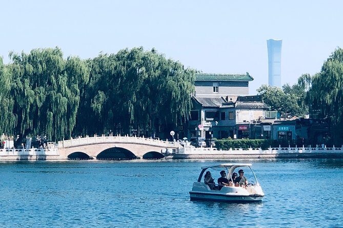 4-Hour Private Tour: Jingshan Park, Hutong & JinDing Xuan Dim Sum - Exploring the Itinerary in Detail