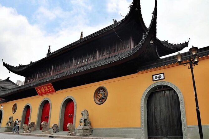 4-Hour Shanghai Highlight Tour: Yu Garden and Jade Buddha Temple - Practical Considerations
