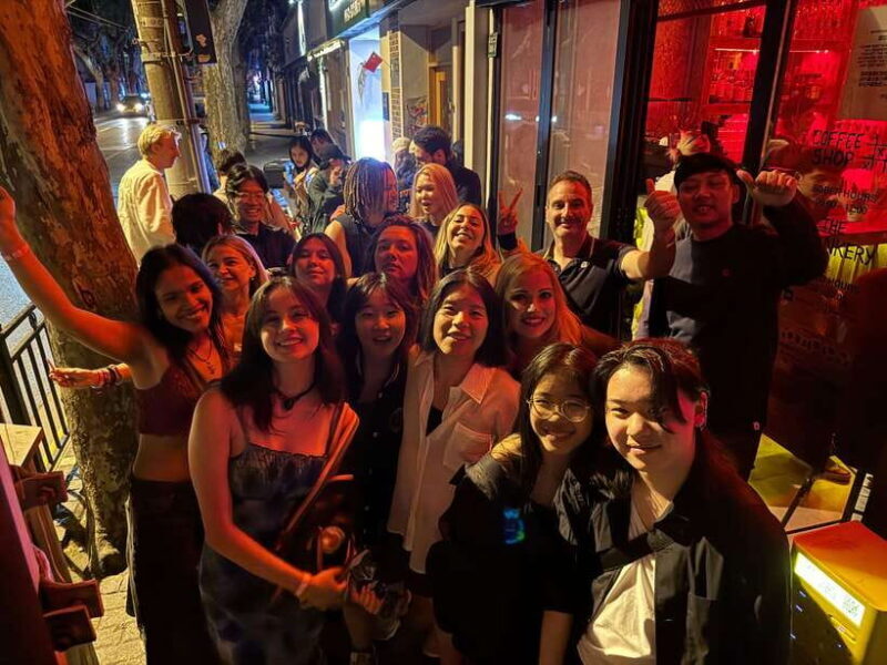 4-Hour Shanghai Pub Crawl (bars & nightclub hopping) - Key Points