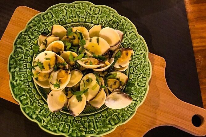 4-Hour Traditional Portuguese Food Tour in Porto - Detailed Review of the 4-Hour Portuguese Food Tour in Porto
