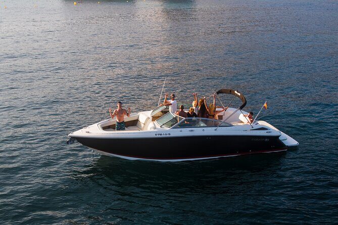 4 Hour Yacht Excursion in Mallorca El Blade - An Excursion to Remember: 4-Hour Yacht Experience in Mallorca on EL Blade
