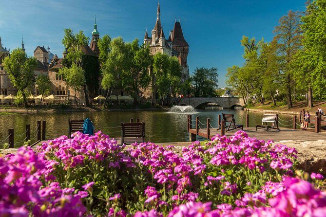 4 hours long private minivan tour in Budapest - In-Depth Review of the Budapest Private Minivan Tour